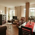Lar Da Revolta Apartman Cedeira