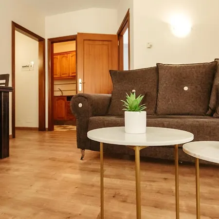 Lar Da Revolta Cedeira